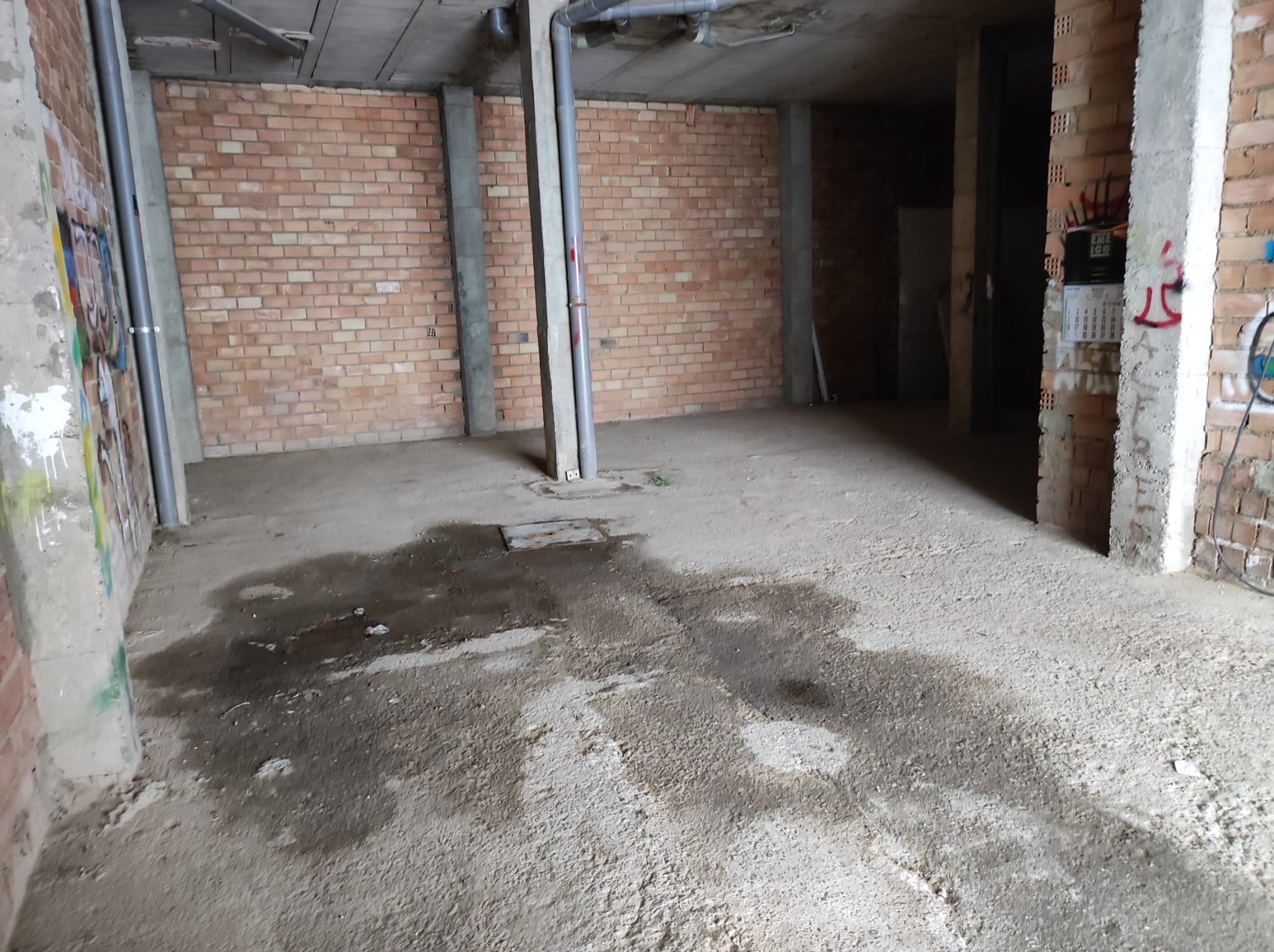 2392cb43-c557-4091-b94f-1f03295a5056